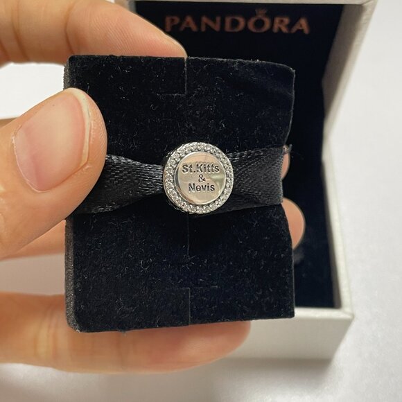Pandora St.Kitts &Nevis Flag Exclusive Charm Bead - Picture 2 of 5
